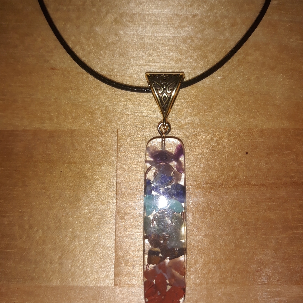7 Chakra Healing Pendant Necklace - Picture 4 of 4
